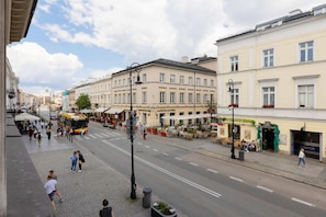 View from the apartment of the surrounding area.