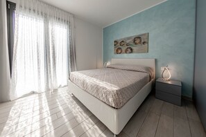 Bedroom (1)