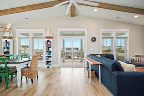 Living Area - 2nd Level