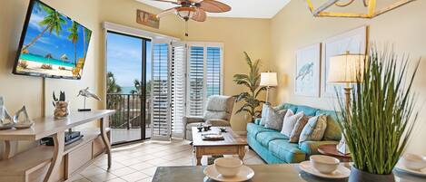 Breathtaking view from the kitchen while preparing breakfast, lunch or dinner.