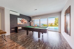 Spielezimmer
