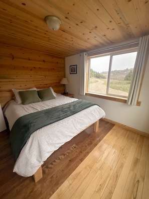 Main (queen) bedroom with beautiful view of the mountains.