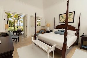 Comfortable unit with King bed