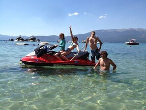It's a blast to jet on the lake