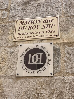 Mason du Roy XIII c 