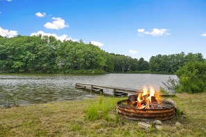 Enjoy a private bonfire on the lake