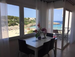 Front beach Apartment on Cala Marcal 