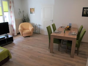 Elli, Appartement