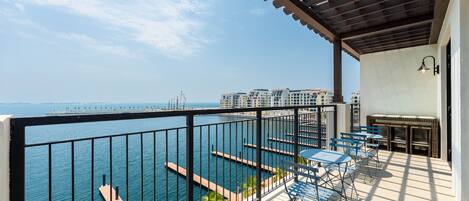 Spacious holiday rental in Port de La Mer with superb sea views and top-class facilities Dubai