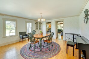 Dining Room | 2-Story House | Pet Friendly w/ Fee