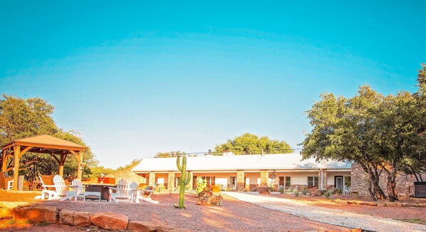La Casa Tierra

