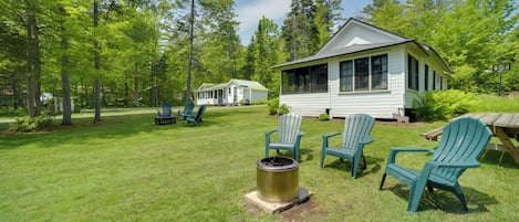 Speculator Vacation Rental | 3BR | 1BA | 900 Sq Ft | Stairs Required