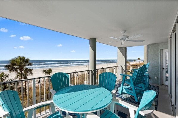 Gorgeous balcony