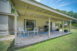 Covered Patio | Gas Grill | Pet Friendly w/ Fee