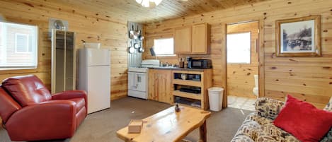 Garrison Vacation Rental | 1BR | 1BA | Step-Free Access | 552 Sq Ft