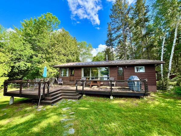 Back of cottage facing the Lake.
