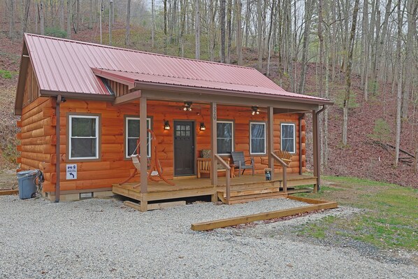 Welcome to Ty'd Up Fishing Cabin!