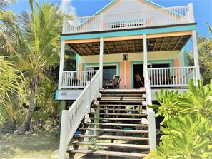 Beachy Keen beachside entrance