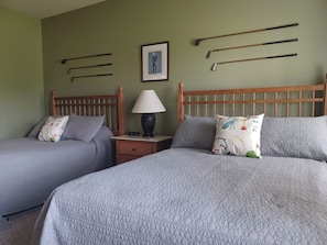 The golf room, sleeps 4