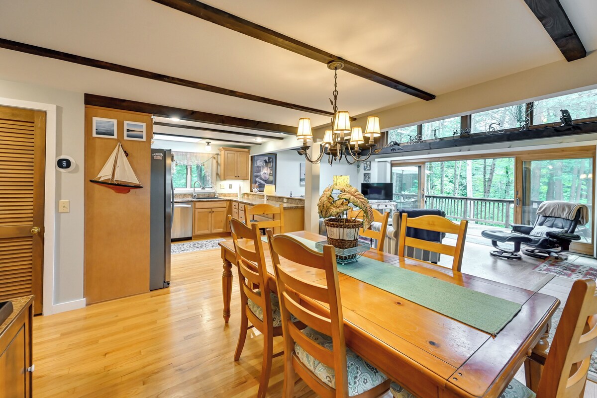 Pet-Friendly Tolland Cabin w/ Private Hot Tub!