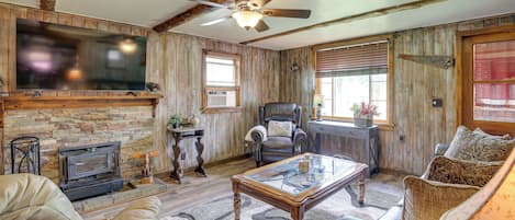 Sturgis Vacation Rental | 3BR | 2BA | 1,700 Sq Ft | Stairs Required