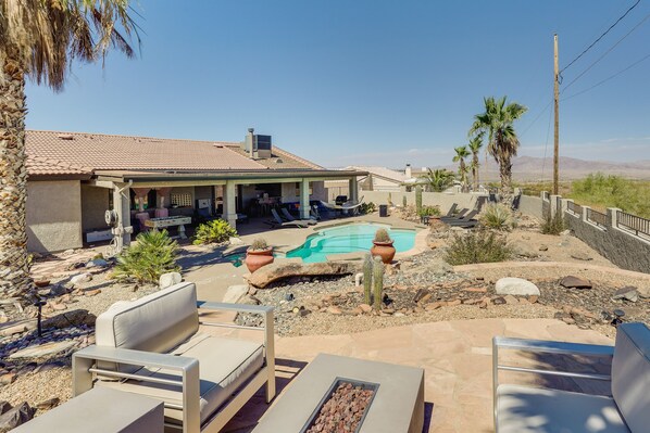 Lake Havasu City Vacation Rental | 3BR | 3BA | Step-Free Access | 1,850 Sq Ft