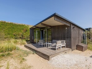 Außenseite Ferienhaus [Sommer]