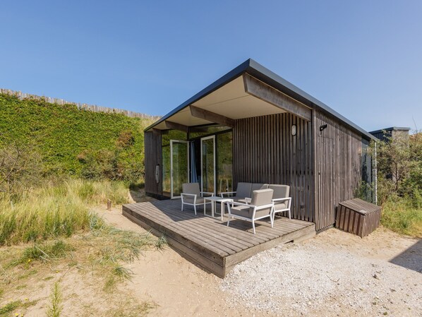 Außenseite Ferienhaus [Sommer]