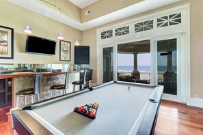 Spielezimmer