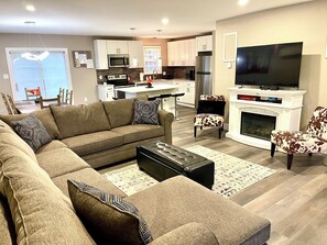 Open Concept Livingroom.