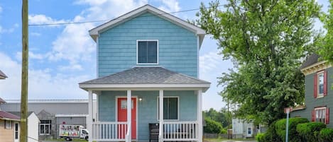 Welcome to The Salty Crab! Brand New on Chincoteague Island!