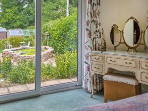 Double bedroom | Woodstock, Chaffcombe, near Chard