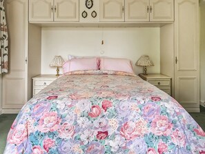 Double bedroom | Woodstock, Chaffcombe, near Chard