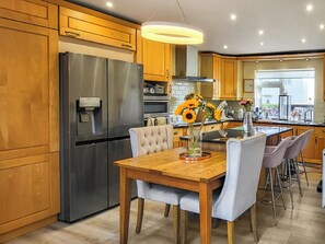 Kitchen/diner | Afallon, Conwy