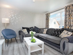 Living area | Number 13, St Ann’s Chapel, near Callington