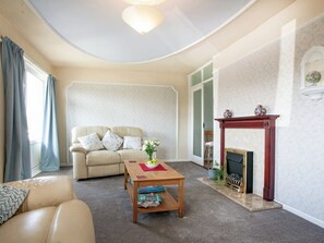 Living area | Hookhills Holiday Home, Paignton