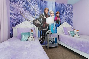 Frozen Bedroom - Once Upon A Dream Villa