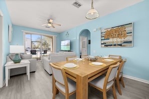 Spacious floor plan - Butterfly Palm