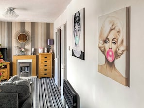 Living room | Sunny Rhyl Apartment - Sunny Properties, Rhyl