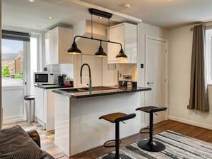 Kitchen | Pennies Retreat, Glossop