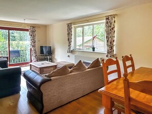 Living room/dining room | The Mallards - Woodside Fishery, Cleobury Mortimer, Worcestershire