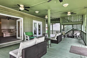 Covered Porch | Lake Views