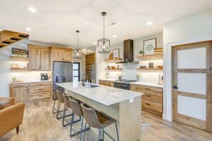 Full Kitchen | 1st Floor | Cooking Basics | Coffee Maker