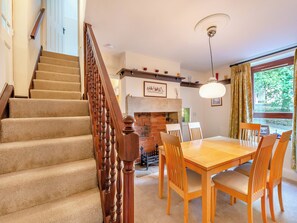 Dining Area | Fog Close Cottage, Pateley Bridge, near Harrogate