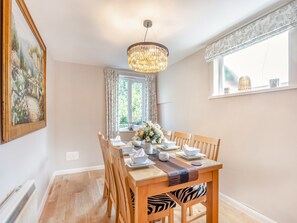 Dining room | Wheelwright’s Cottage, Rodsley, near Ashbourne