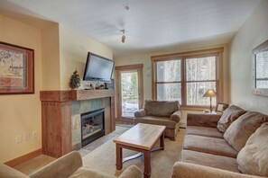 Living Room - The Springs at River Run 1 Bedroom
