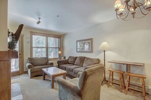 Living Room - The Springs at River Run 1 Bedroom