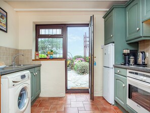 Kitchen | The Nook, Mevagissey, near St Austell