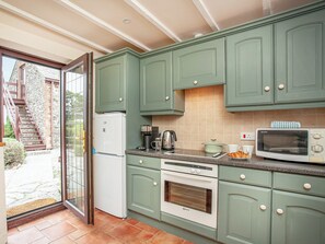 Kitchen | The Nook, Mevagissey, near St Austell