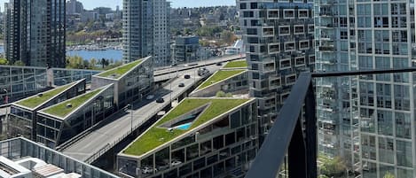 Spacious balcony with overview to False creek and Vancouver house